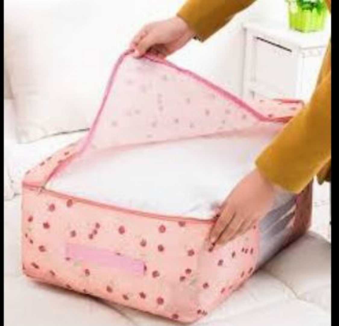 Premium quality clothing storage organizer bag, waterproof and dustproof storage bag. Keep your expensive clothes safe,